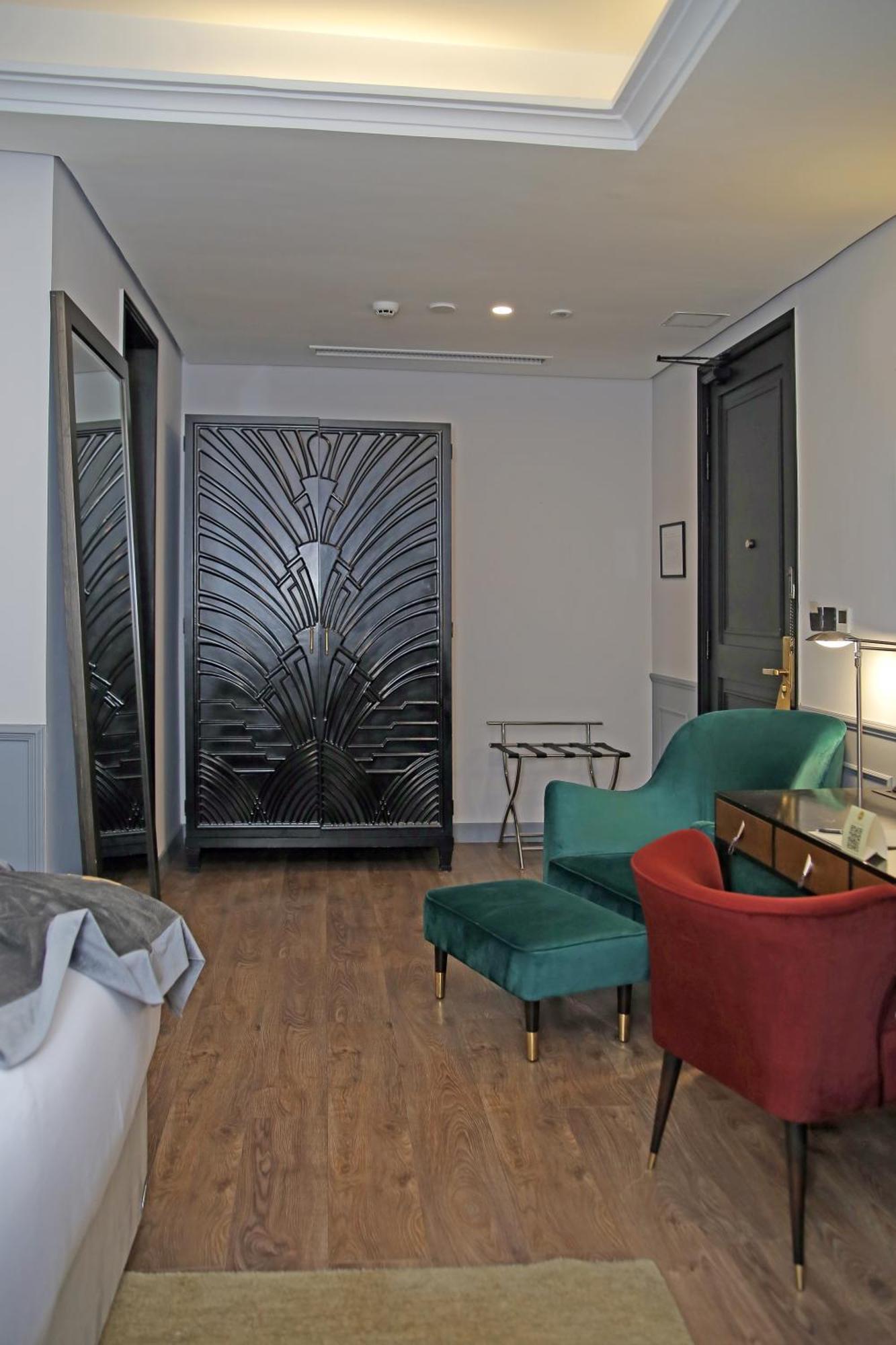 Ambiance Boutique Art Hotel ラホール 部屋 写真 A room at the Hotel de Crillon