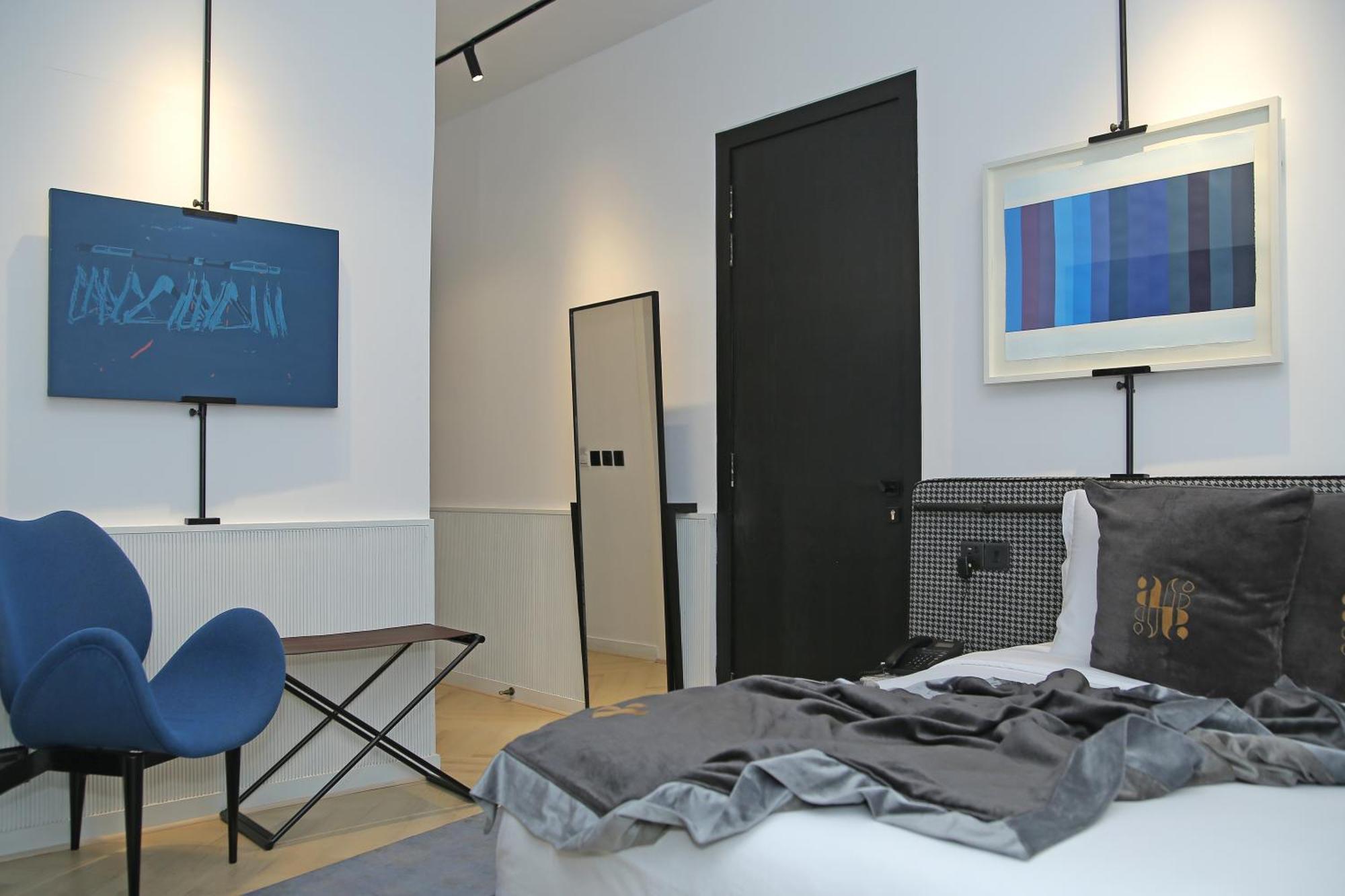 Ambiance Boutique Art Hotel ラホール 部屋 写真 A room at the hotel